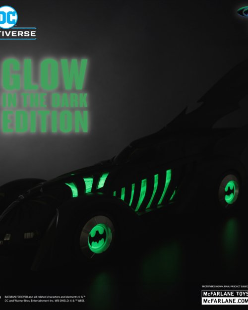 Batmobile (Batman Forever) Glow in the Dark Gold Label Vehicle