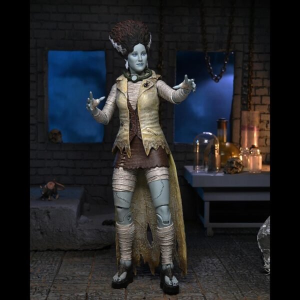 Universal Monsters X TMNT Ultimate | The Bride Of Frankenstein 7" Figure - Image 3