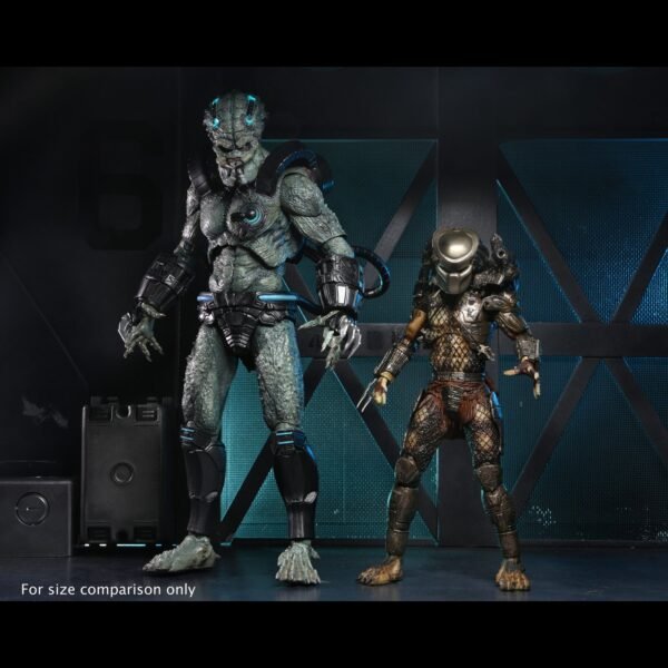 NECA Deluxe Stone Heart Predator Action Figure - Image 6
