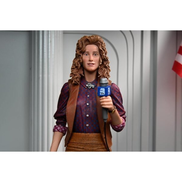 NECA Teenage Mutant Ninja Turtles Ultimate April O’Neil 1990 Movie - Image 5